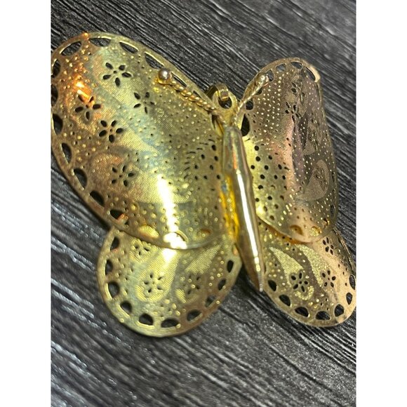 Vintage Gold Tone Filigree Butterfly Brooch Pendant Convertible Pin - Picture 4 of 7